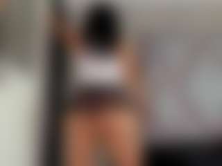 Live cam show with aurora-tziu - Oil on crypto-cams
