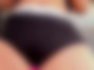 Live cam show with aurora-tziu - Camel Toe on CamwithHer