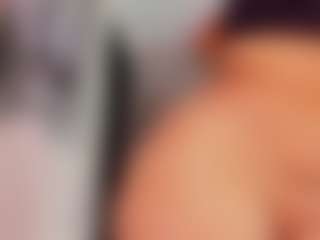 aurora-tziu's Live Sex Cam Show