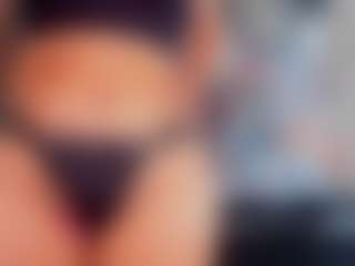 Live cam show with aurora-tziu - Bikini on StripNow