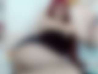 Live cam show with Ayesha_saade - Nipple Piercings on StripNow