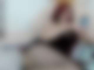 Live cam show with Ayesha_saade - Smoking on TottyGirls