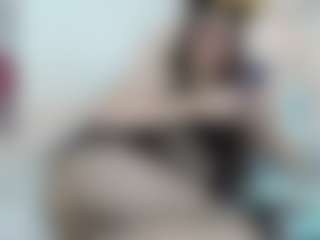 Live cam show with Ayesha_saade - Smoking on SpunkLive