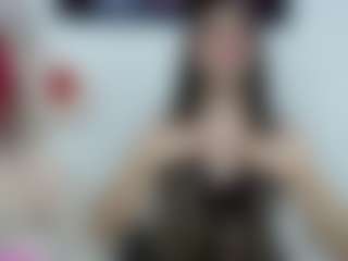 Show en direct avec Ayesha_saade - Teen (18+) sur Camsoda