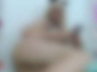 Live cam show with Ayesha_saade - Gape on Soda Cam