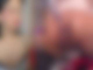 Milena MILF webcam performer live streaming