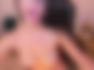 Live cam show with Melina-Rouge - Young Adult on Uber Horny