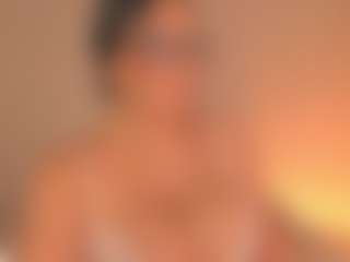 Luvea's Live Sex Cam Show
