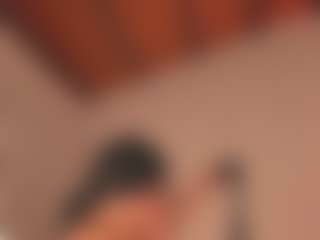 Live cam show with Luvea - Striptease Teen (18+) on Camsoda