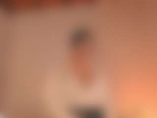 Live cam show with Luvea - Ass Bouncing on xxxlivecams.org