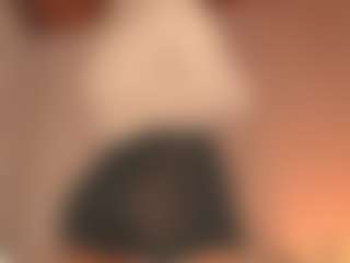 Luvea's Live Sex Cam Show
