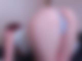 Live cam show with  - Fullynaked on AdultVida.com