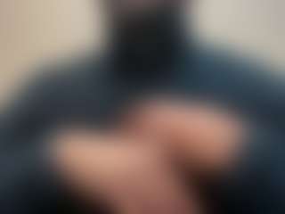 pranastro009's Live Sex Cam Show