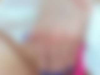 Anita-White's Live Sex Cam Show