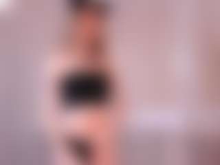 JoellaEssery's Live Sex Cam Show