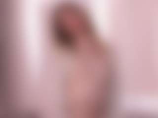 Live cam show with JoellaEssery - Thin on SpankPalCams