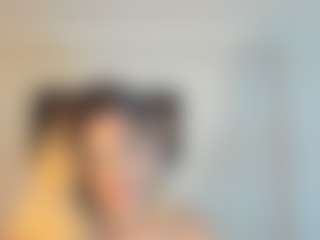 Live cam show with kaiataylor - Average on CamwithHer