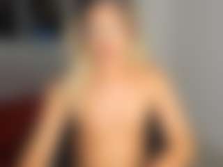Live cam show with kaiataylor - Dirty Talk on Camsoda