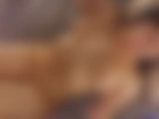 Live cam show with Ketrinlove - Fingering MILF on madthumbs