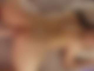 Live cam show with Ketrinlove - Petite MILF on xxxlivecams.org