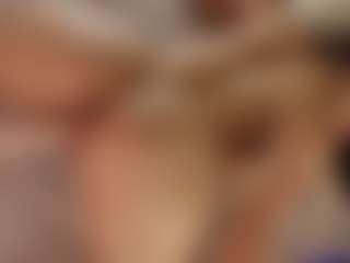 Live cam show with Ketrinlove - Public Latina on Dolls Live