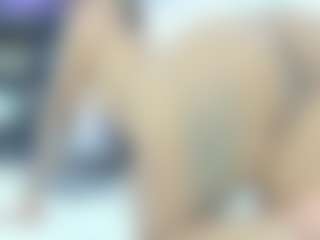 Live cam show with Rave-connor - Petite on Camsoda