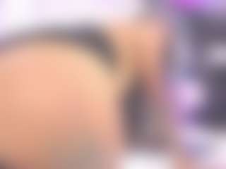 Live cam show with Rave-connor - Skinny on TottyGirls