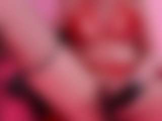 Live-Cam-Show mit Eily-wish - Public auf Camsoda