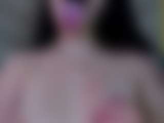 ElaSalvatore's Live Sex Cam Show