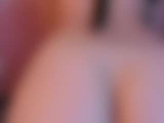 ElaSalvatore's Live Sex Cam Show