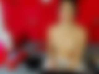 ElaSalvatore's Live Sex Cam Show