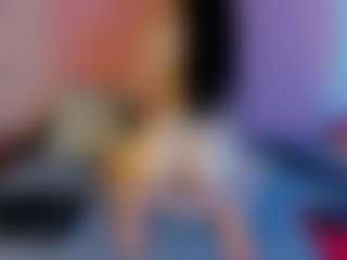 ElaSalvatores Live-Sex-Cam-Show