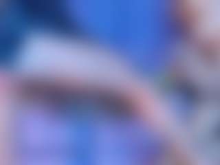 ElaSalvatore's Live Sex Cam Show