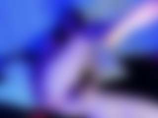 ElaSalvatore's Live Sex Cam Show