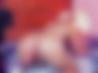Live cam show with Gaby manson - Average on Cam Slut