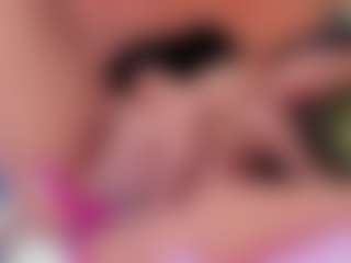 Live cam show with Gaby manson - Granny MILF on Milfs Live