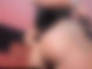 Live cam show with Gaby manson - Trimmed Granny on StripNow