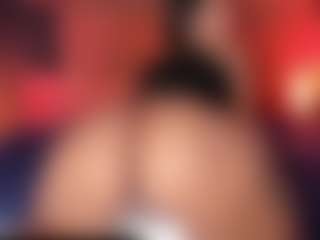 Live cam show with Gaby manson - Athletic Brown Eyes on Cam Slut
