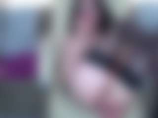 Live cam show with BagiraMays - Striptease on Fling VIP Chat
