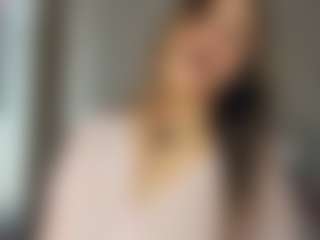 Live cam show with GlynisFukushima - Ass Bouncing on SinfulBabes