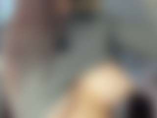 Live cam show with GlynisFukushima - Strip on SmokeAndPoke