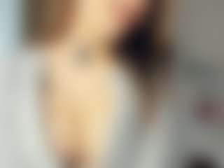 Live cam show with GlynisFukushima - Striptease on sexylive.show