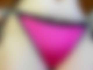 Live cam show with miamorelli - HD on TeamSkeetLive