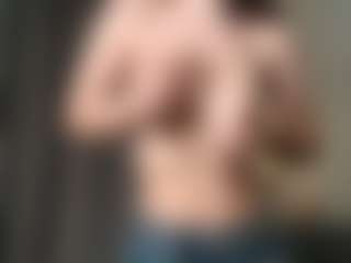 OnlyKira's Live Sex Cam Show
