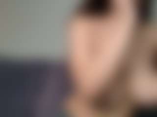 OnlyKira's Live Sex Cam Show