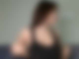 OnlyKira's Live Sex Cam Show