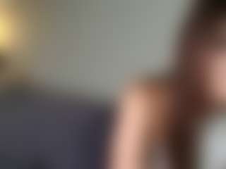 OnlyKira's Live Sex Cam Show