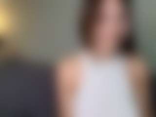 OnlyKira's Live Sex Cam Show