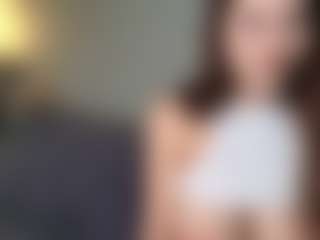 OnlyKira's Live Sex Cam Show