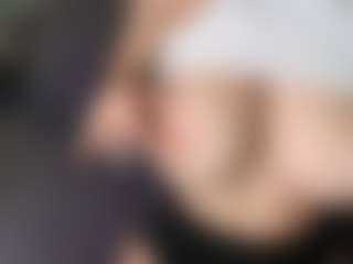 OnlyKira's Live Sex Cam Show